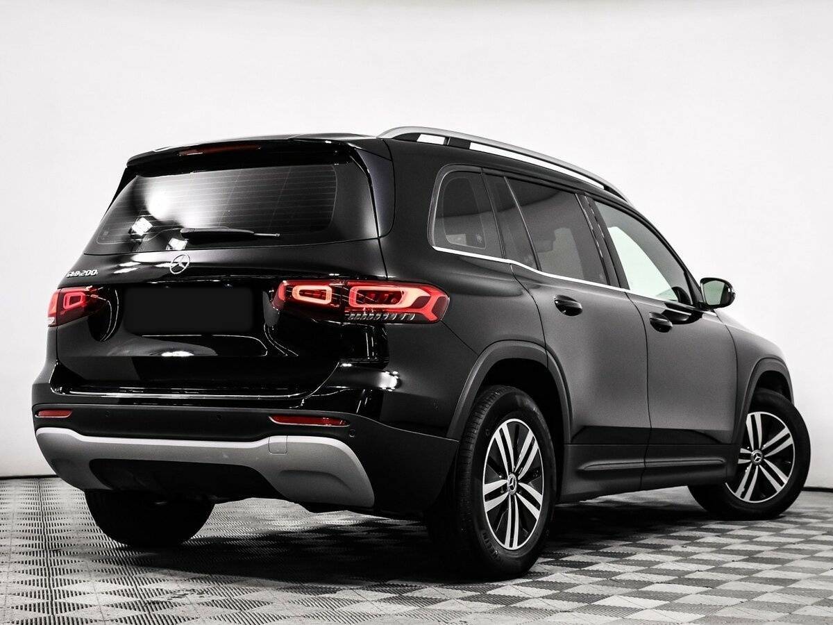 Mercedes-Benz GLB с пробегом — 2020 год. Фото: #17