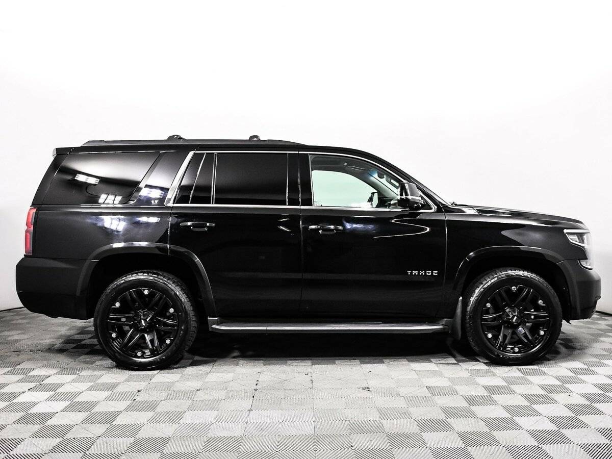 Chevrolet Tahoe с пробегом — 2017 год. Фото: #3