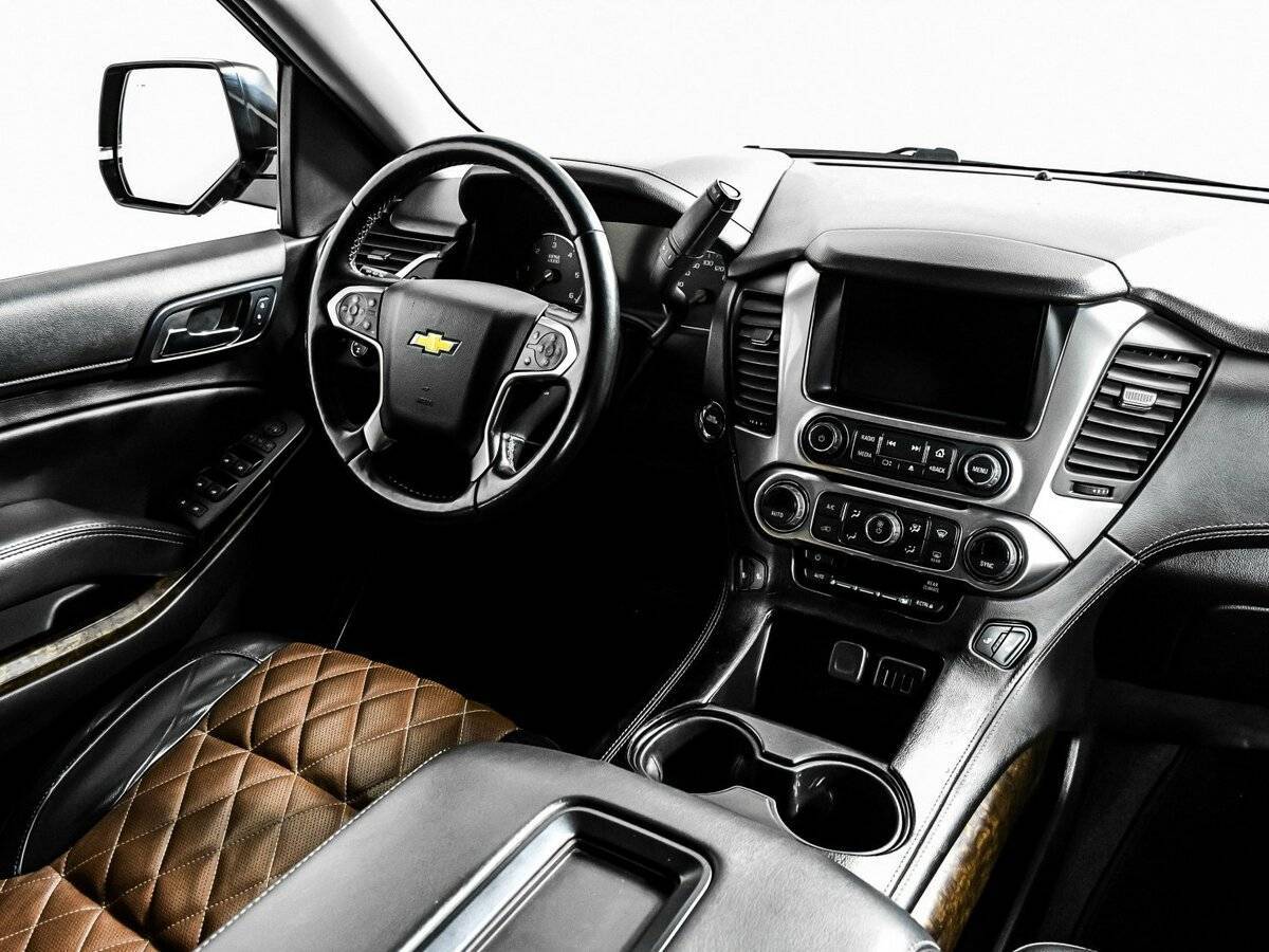 Chevrolet Tahoe с пробегом — 2017 год. Фото: #8