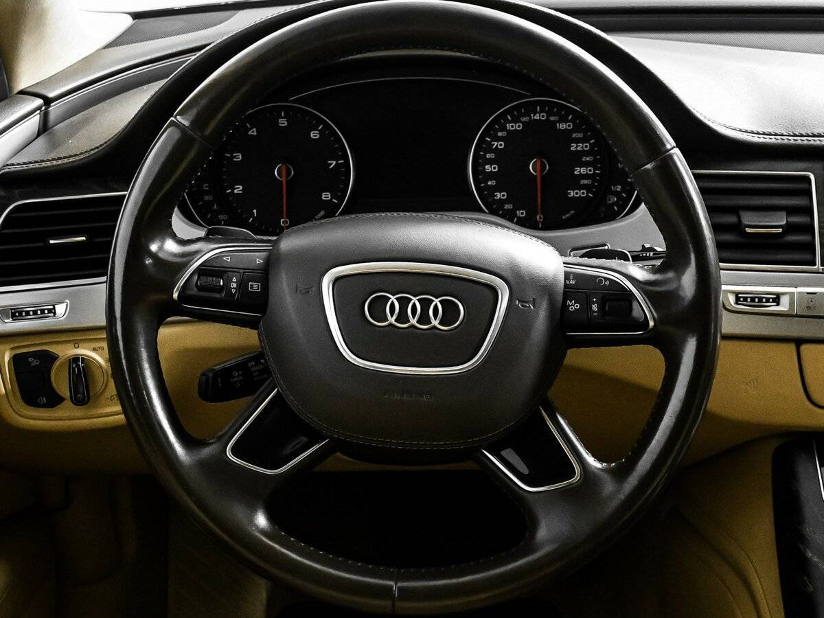 Audi A8 с пробегом — 2015 год. Фото: #11