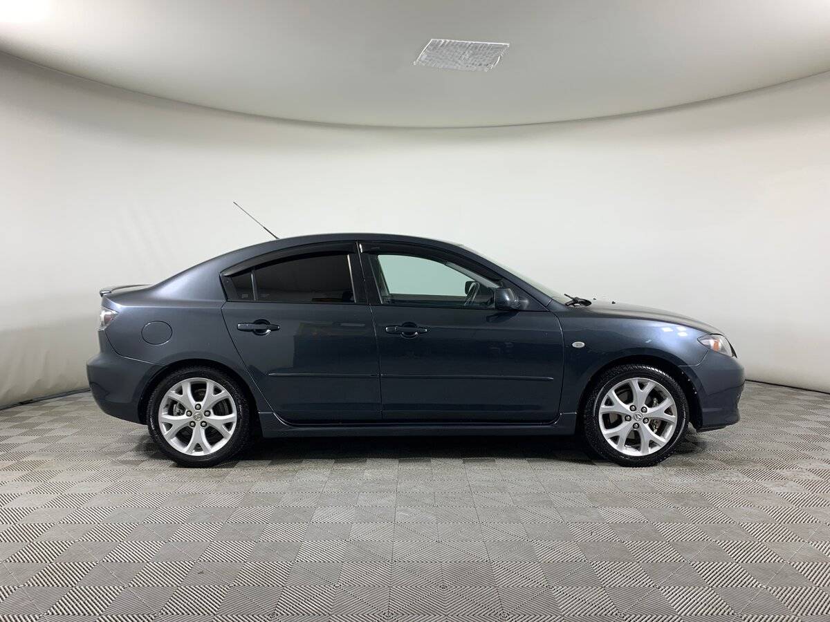 Mazda 3 с пробегом — 2008 год. Фото: #3