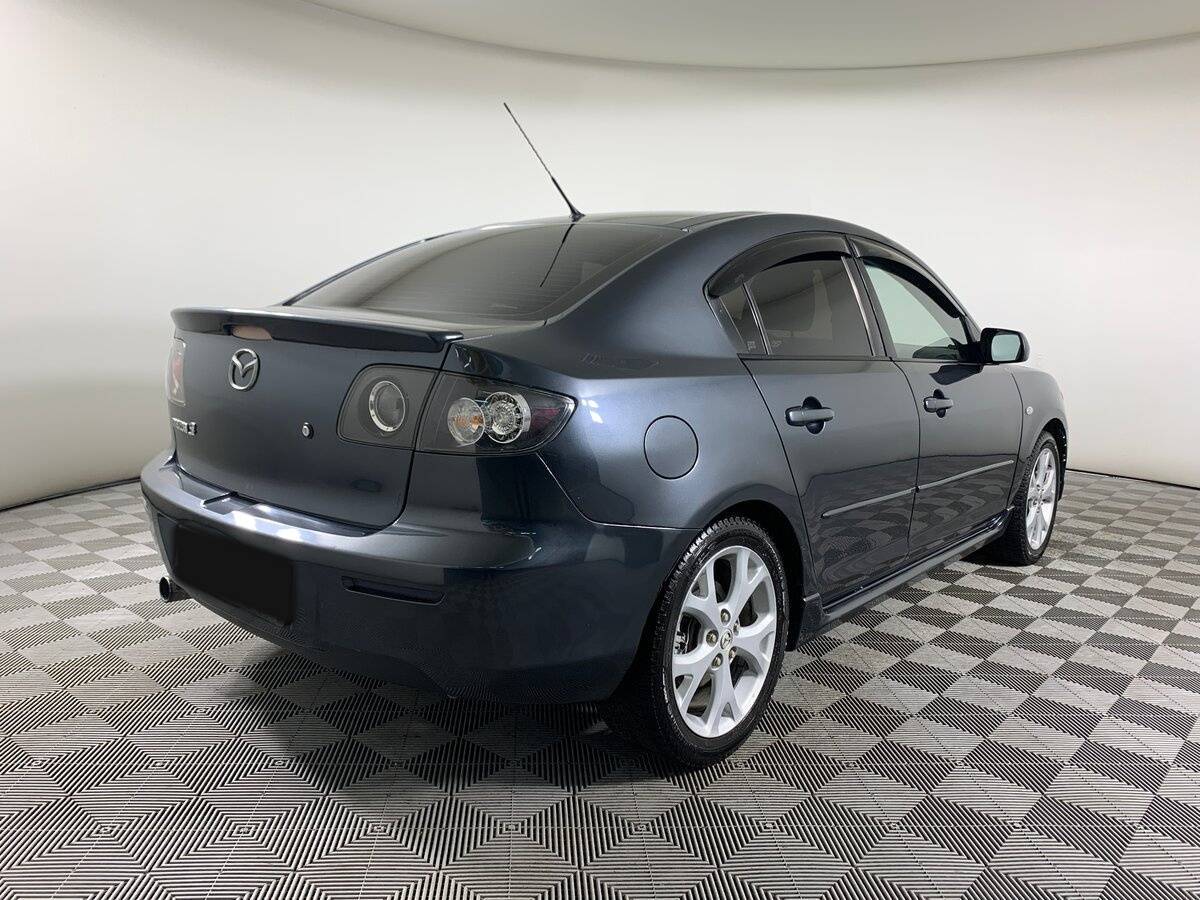 Mazda 3 с пробегом — 2008 год. Фото: #4