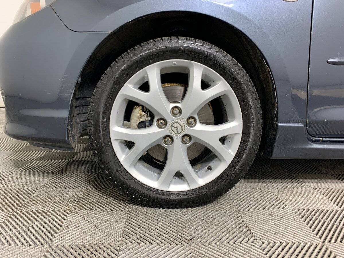 Mazda 3 с пробегом — 2008 год. Фото: #8