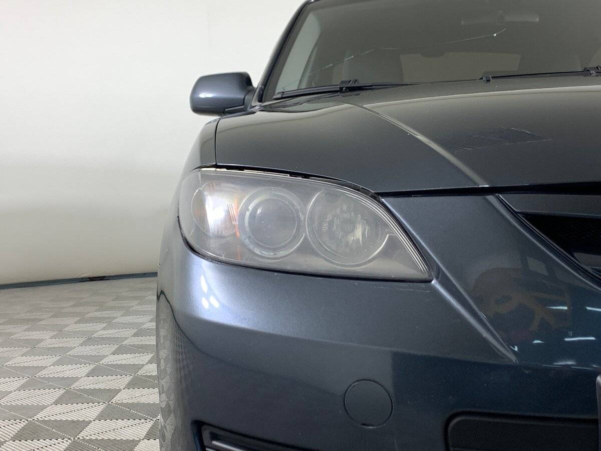 Mazda 3 с пробегом — 2008 год. Фото: #9