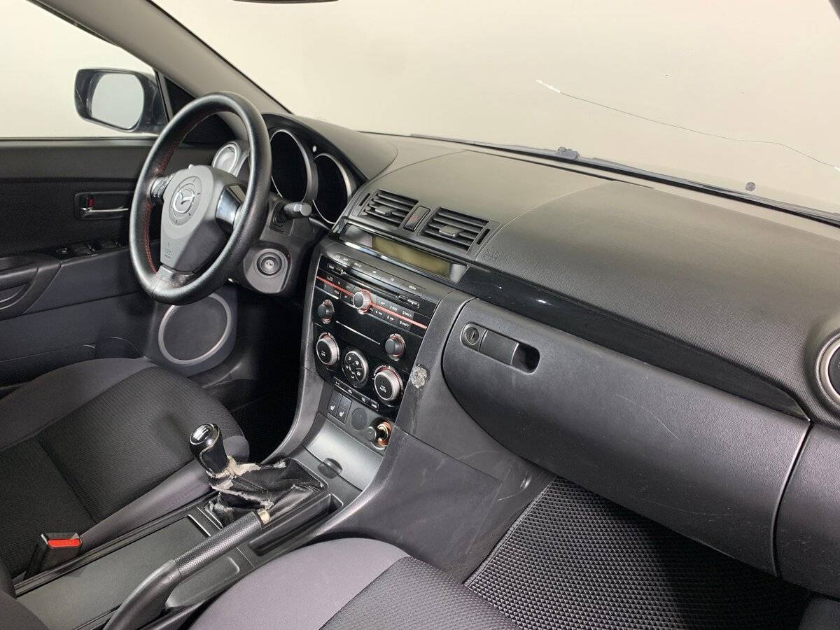 Mazda 3 с пробегом — 2008 год. Фото: #12
