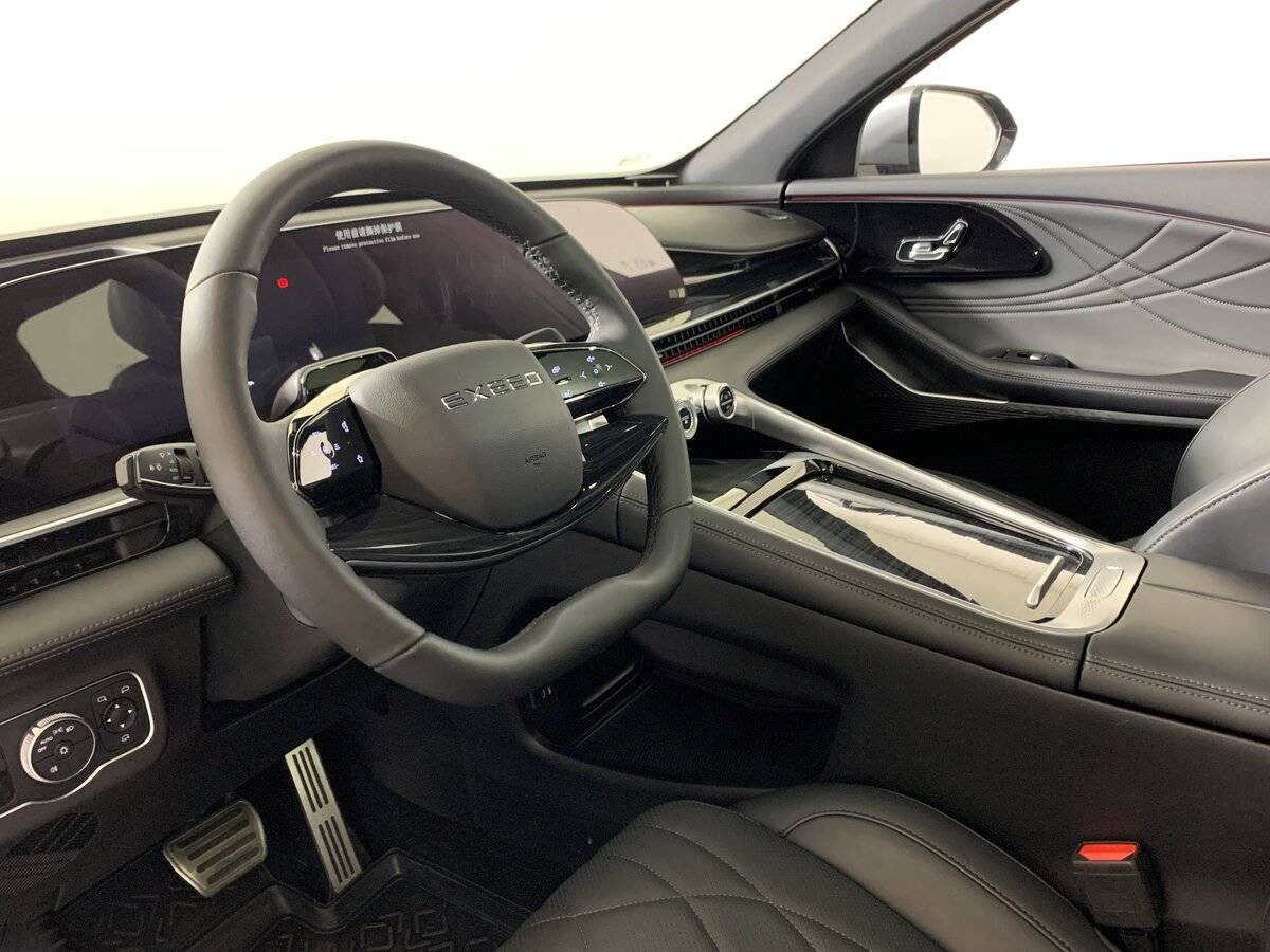 EXEED RX с пробегом — 2024 год. Фото: #10