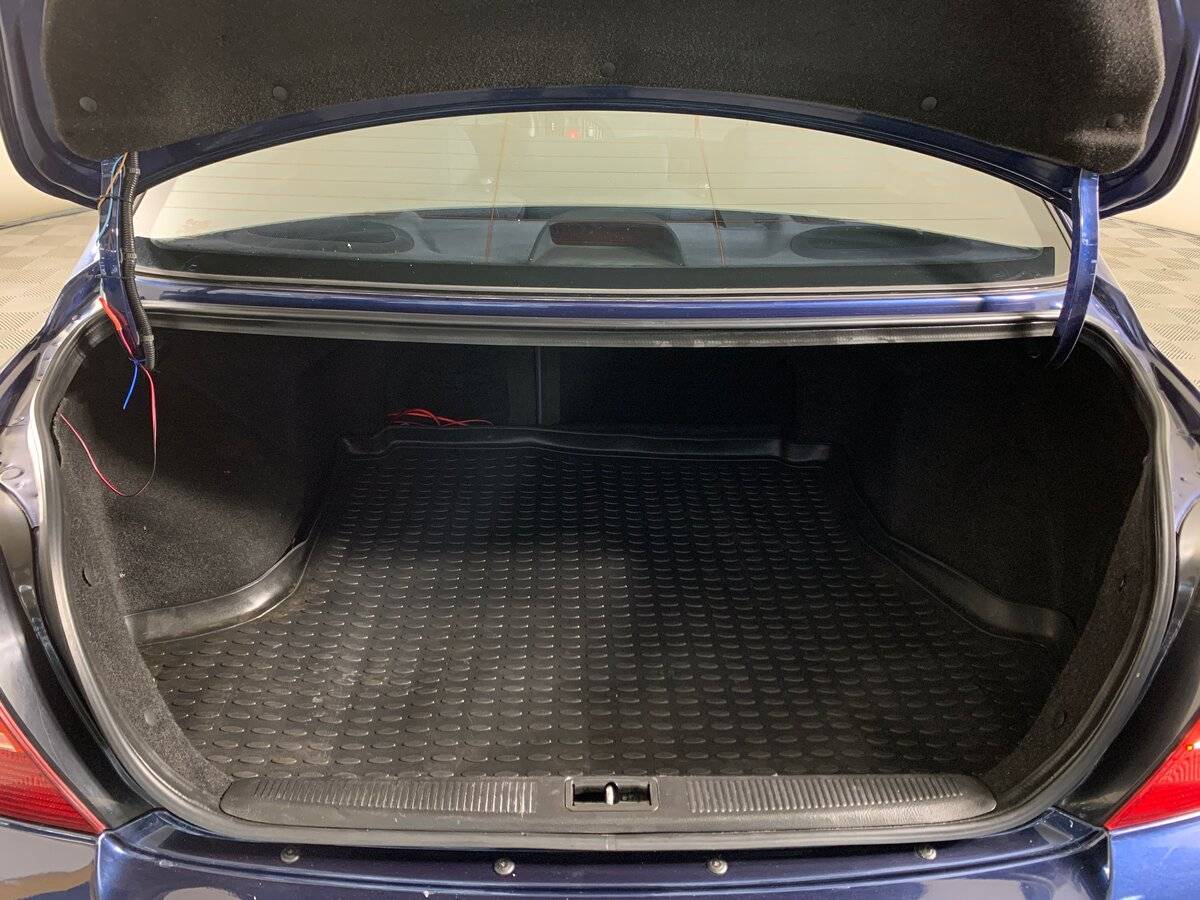 Hyundai Elantra с пробегом — 2009 год. Фото: #18