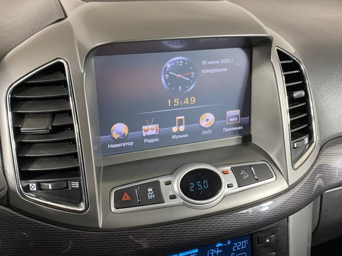 Chevrolet Captiva с пробегом — 2014 год. Фото: #14