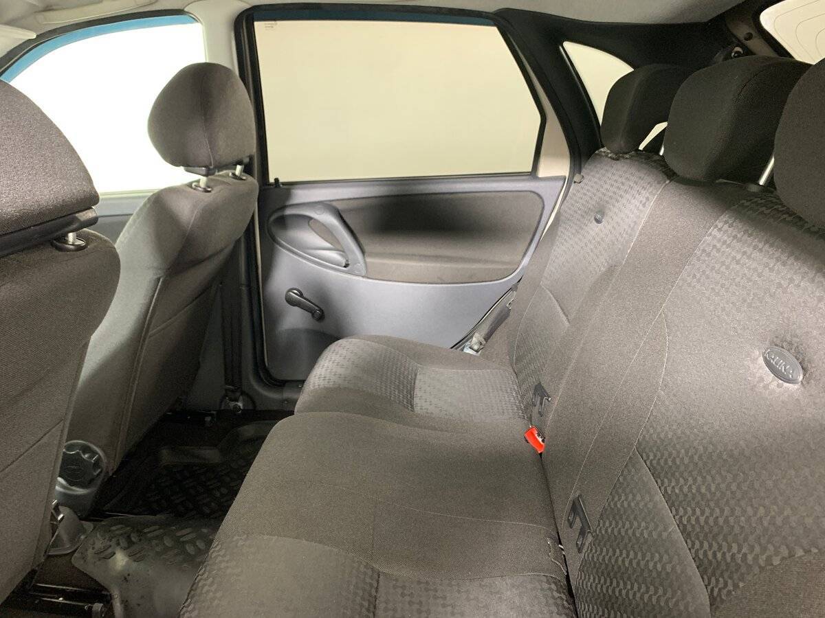 Lada (ВАЗ) Kalina с пробегом — 2013 год. Фото: #15