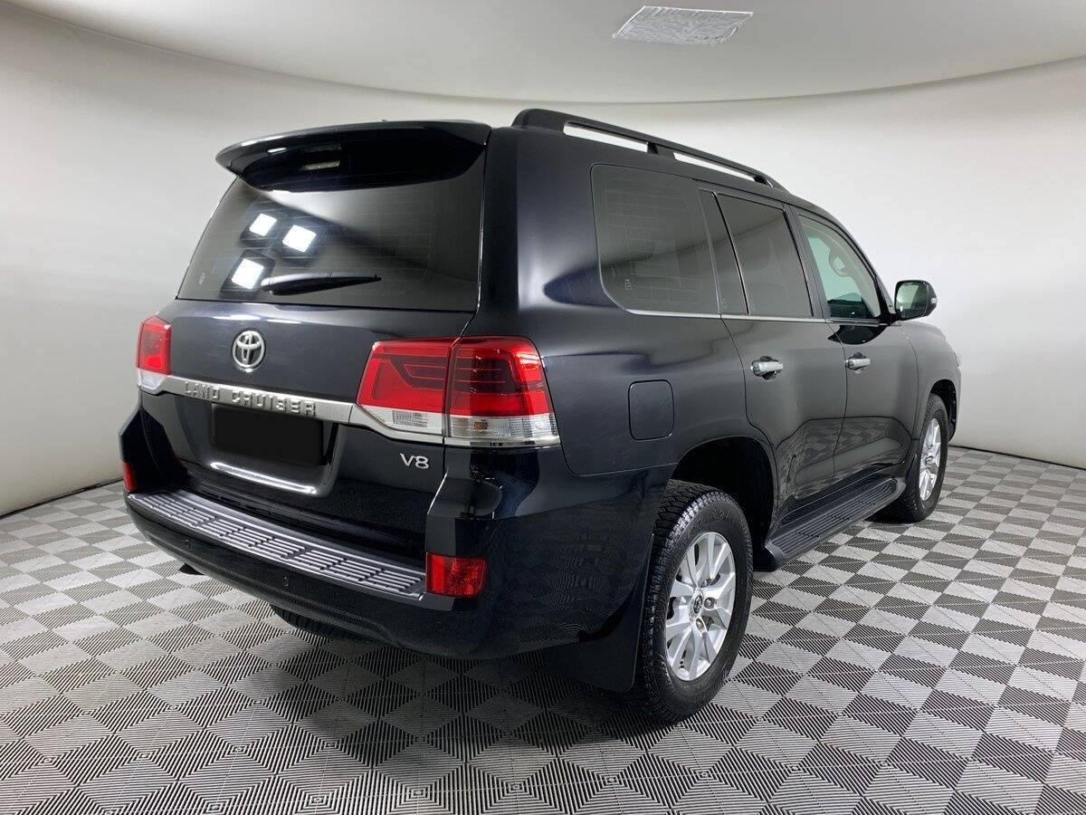 Toyota Land Cruiser с пробегом — 2019 год. Фото: #4