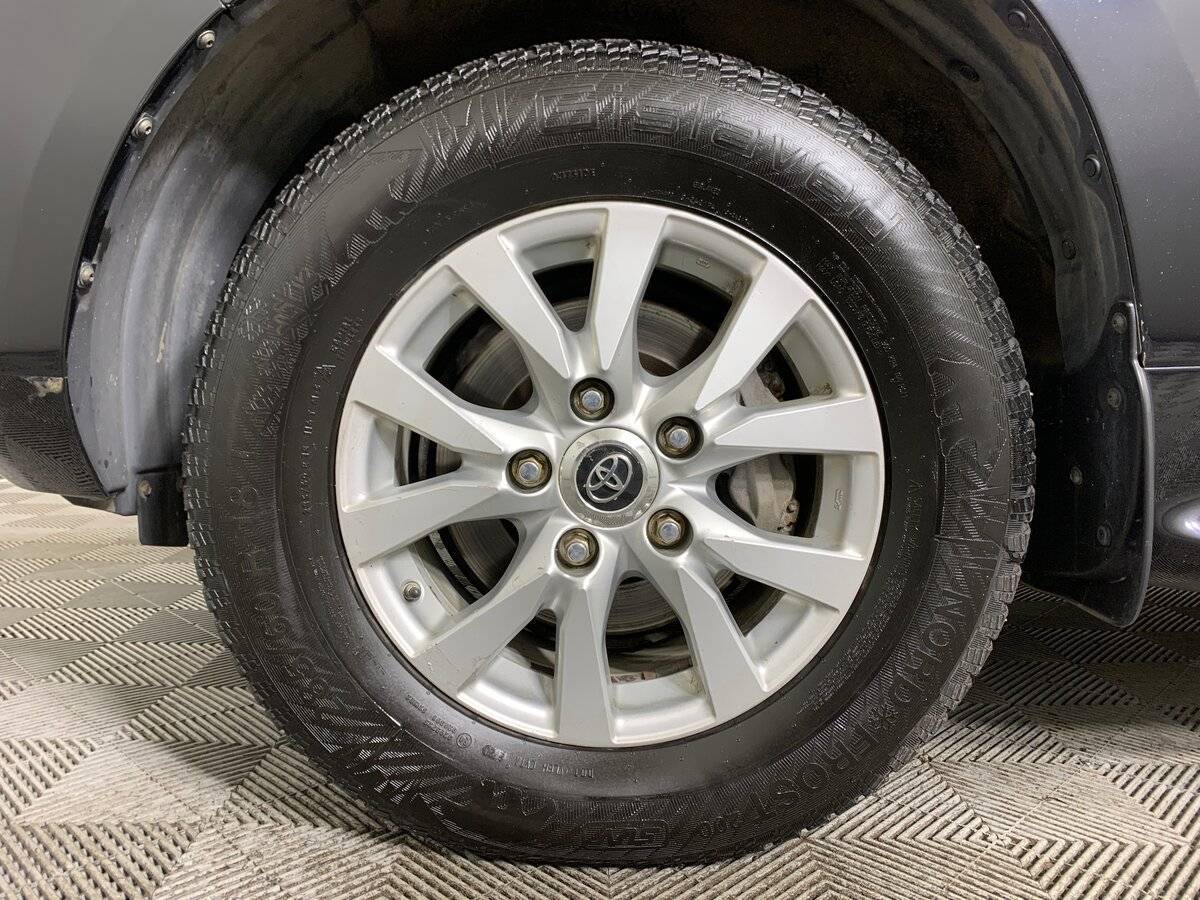 Toyota Land Cruiser с пробегом — 2019 год. Фото: #8