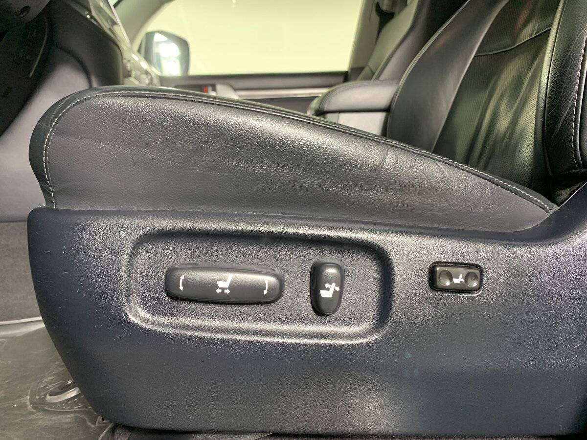 Toyota Land Cruiser с пробегом — 2019 год. Фото: #15