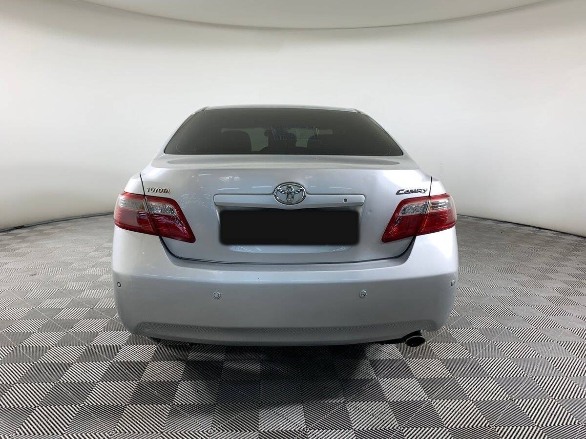 Toyota Camry с пробегом — 2008 год. Фото: #5