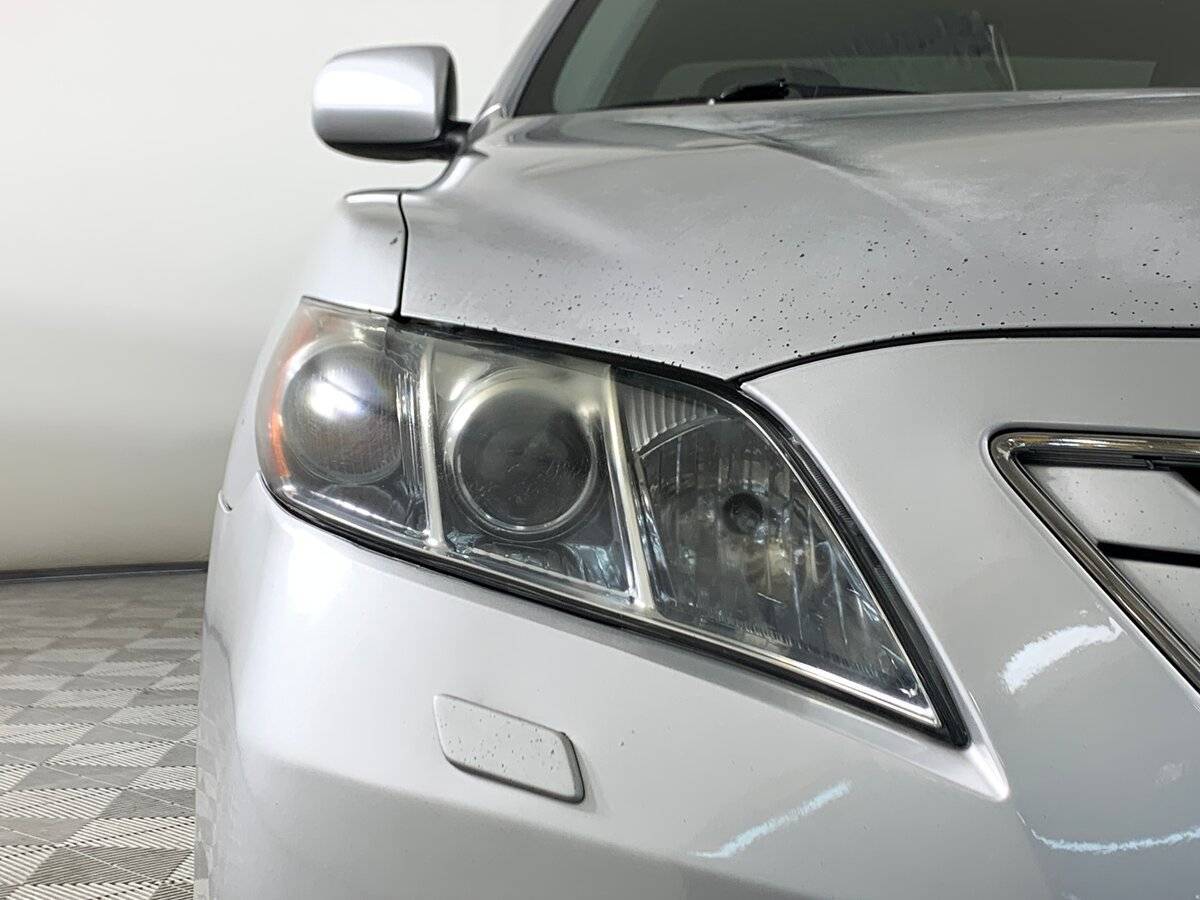 Toyota Camry с пробегом — 2008 год. Фото: #9