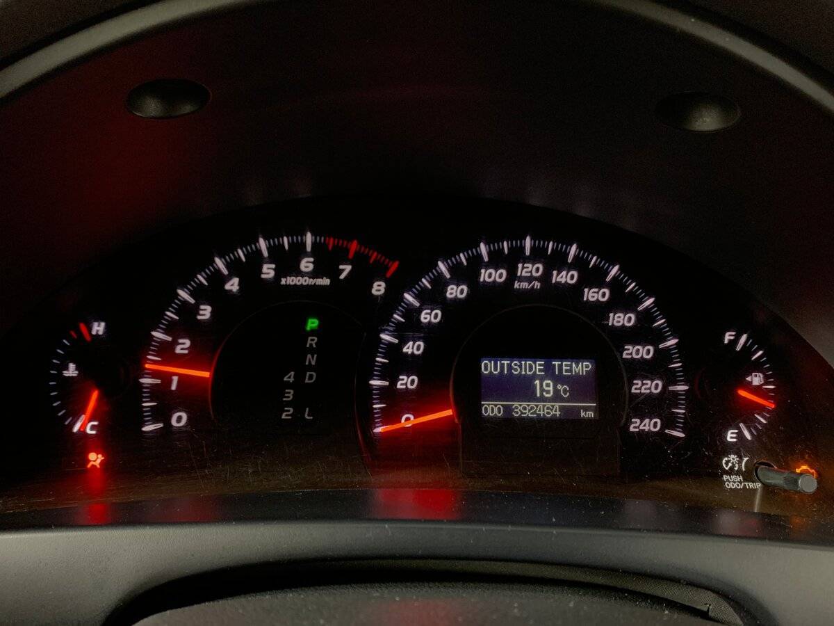 Toyota Camry с пробегом — 2008 год. Фото: #13