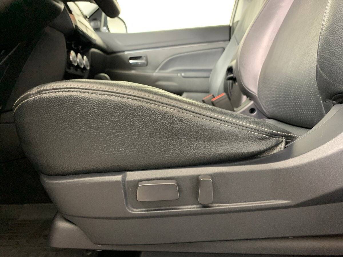 Mitsubishi ASX с пробегом — 2014 год. Фото: #15