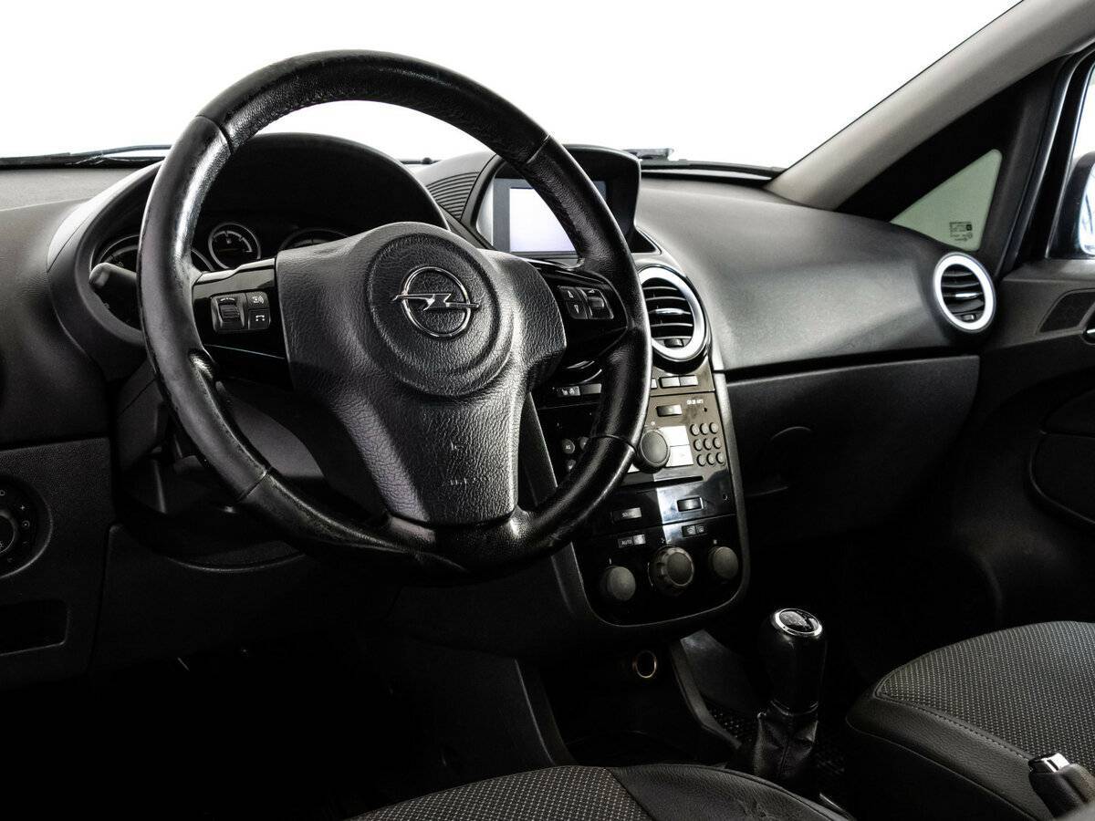 Opel Corsa с пробегом — 2007 год. Фото: #8