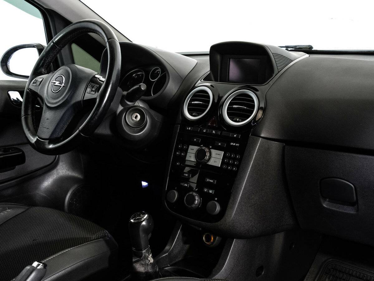 Opel Corsa с пробегом — 2007 год. Фото: #9