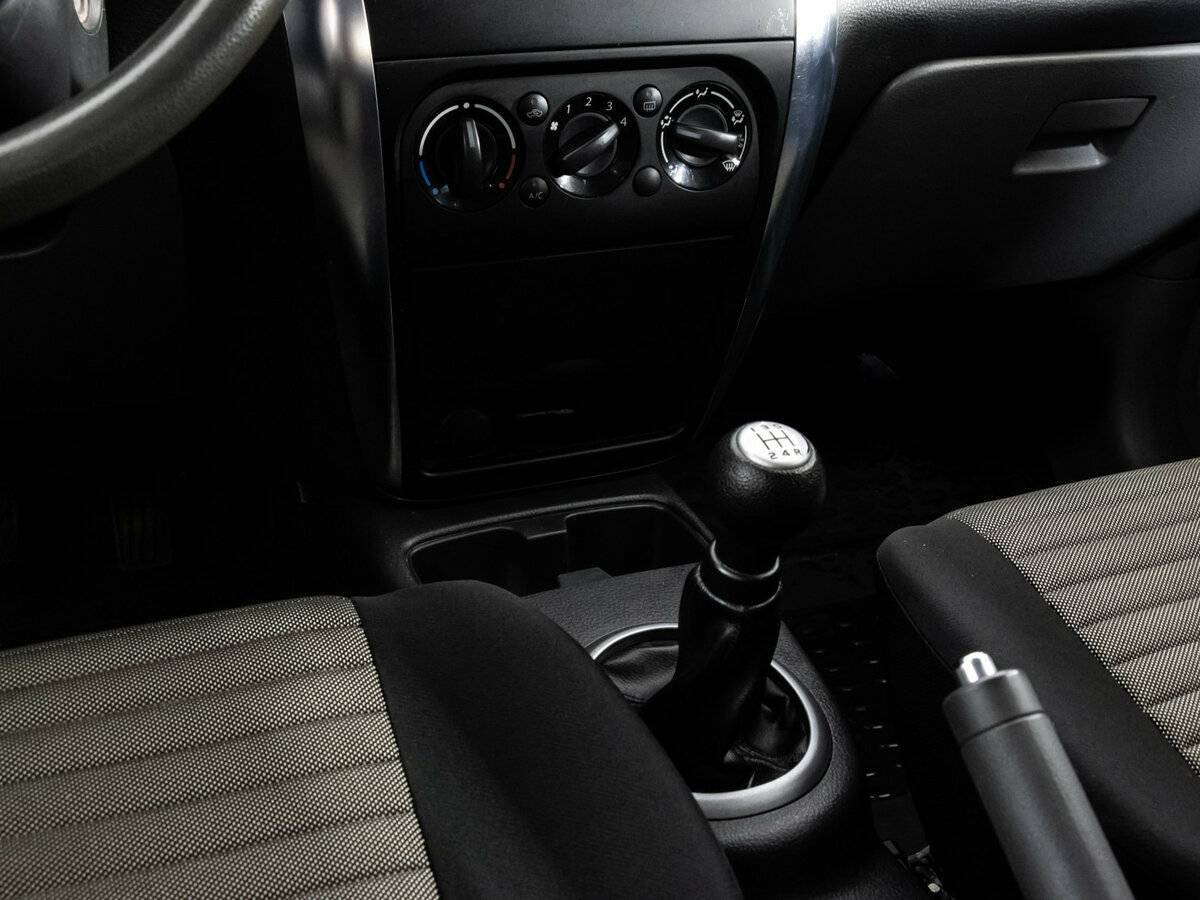 Suzuki SX4 с пробегом — 2012 год. Фото: #12