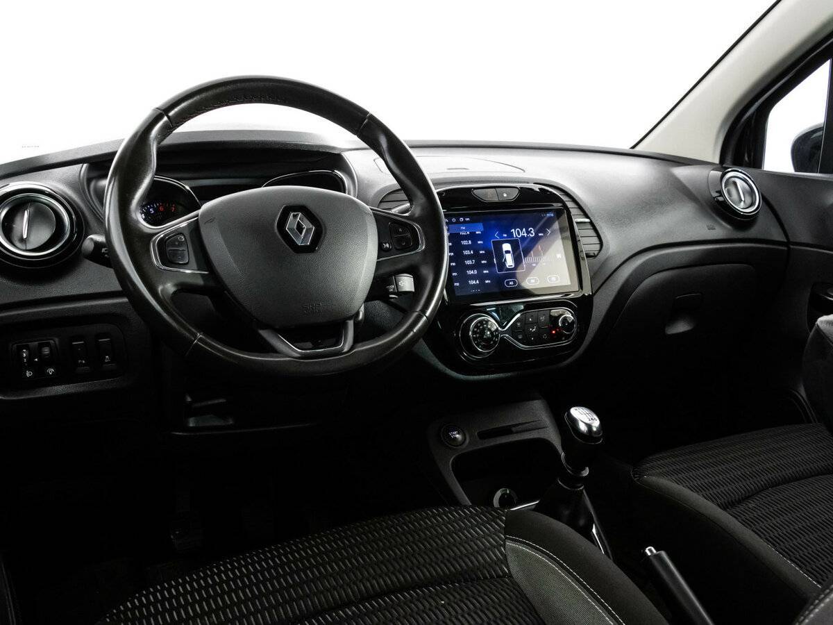 Renault Kaptur с пробегом — 2018 год. Фото: #10