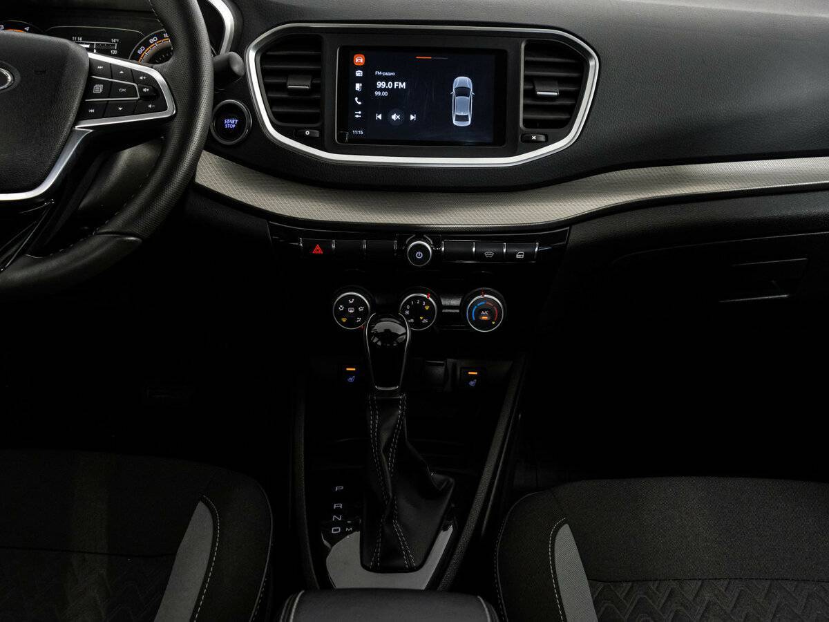 Lada (ВАЗ) Vesta с пробегом — 2024 год. Фото: #13