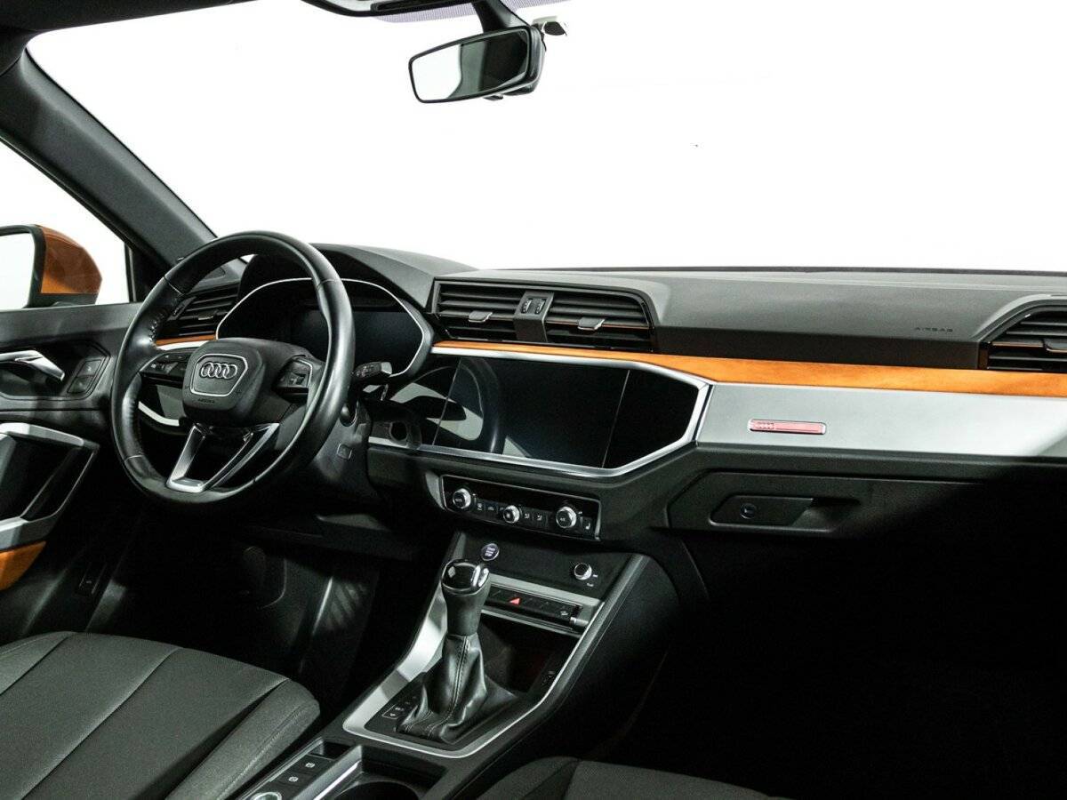 Audi Q3 с пробегом — 2019 год. Фото: #8