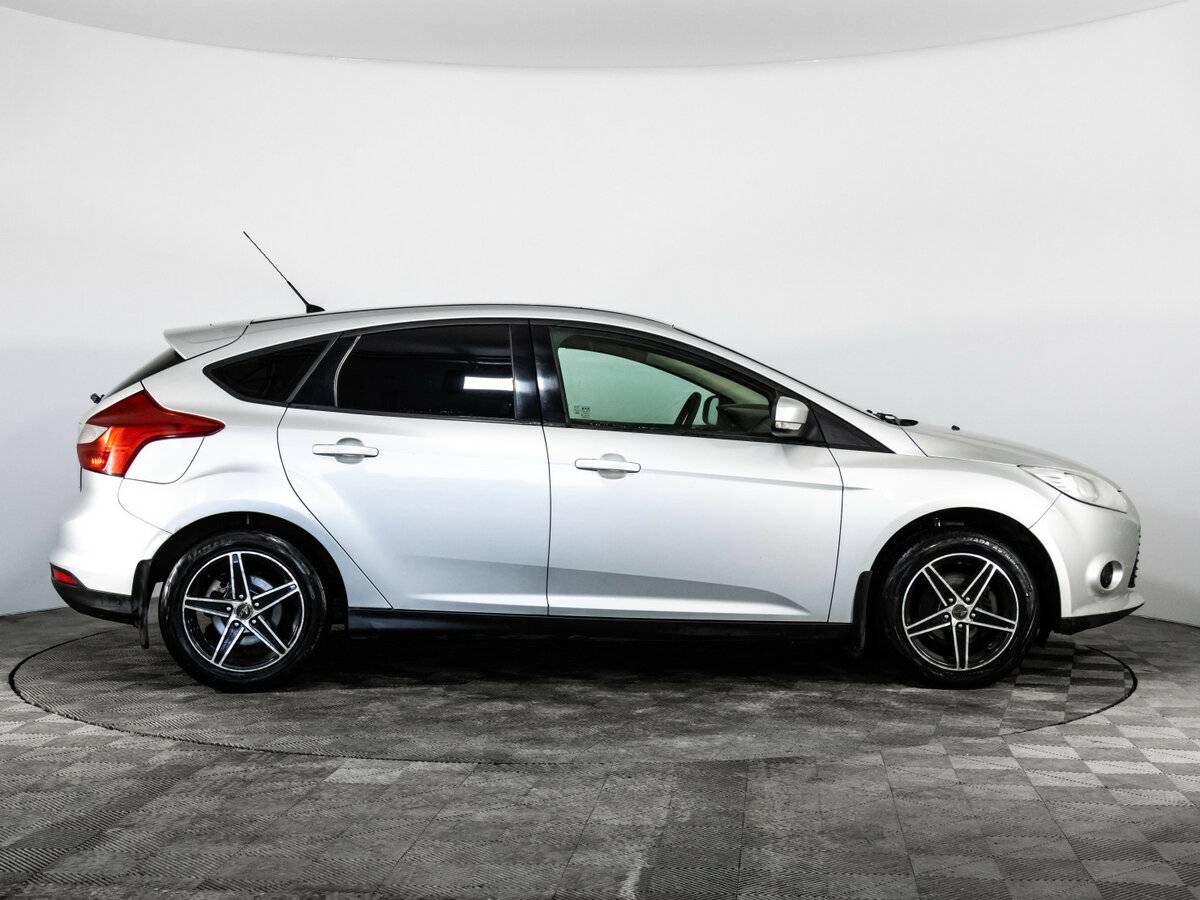 Ford Focus с пробегом — 2011 год. Фото: #3