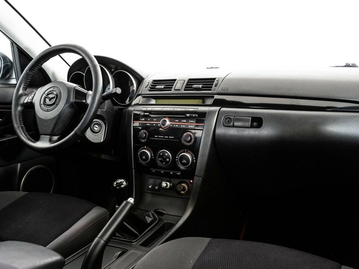Mazda 3 с пробегом — 2008 год. Фото: #8
