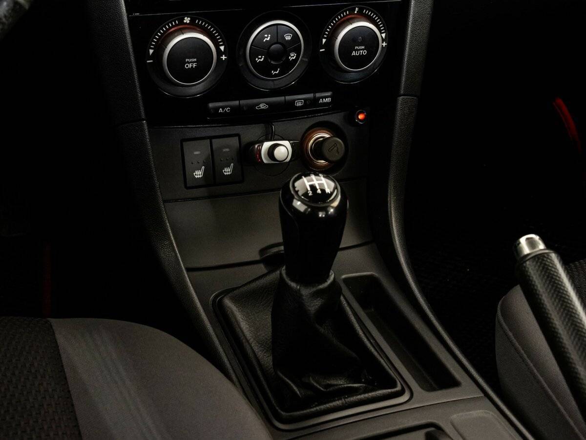 Mazda 3 с пробегом — 2008 год. Фото: #11