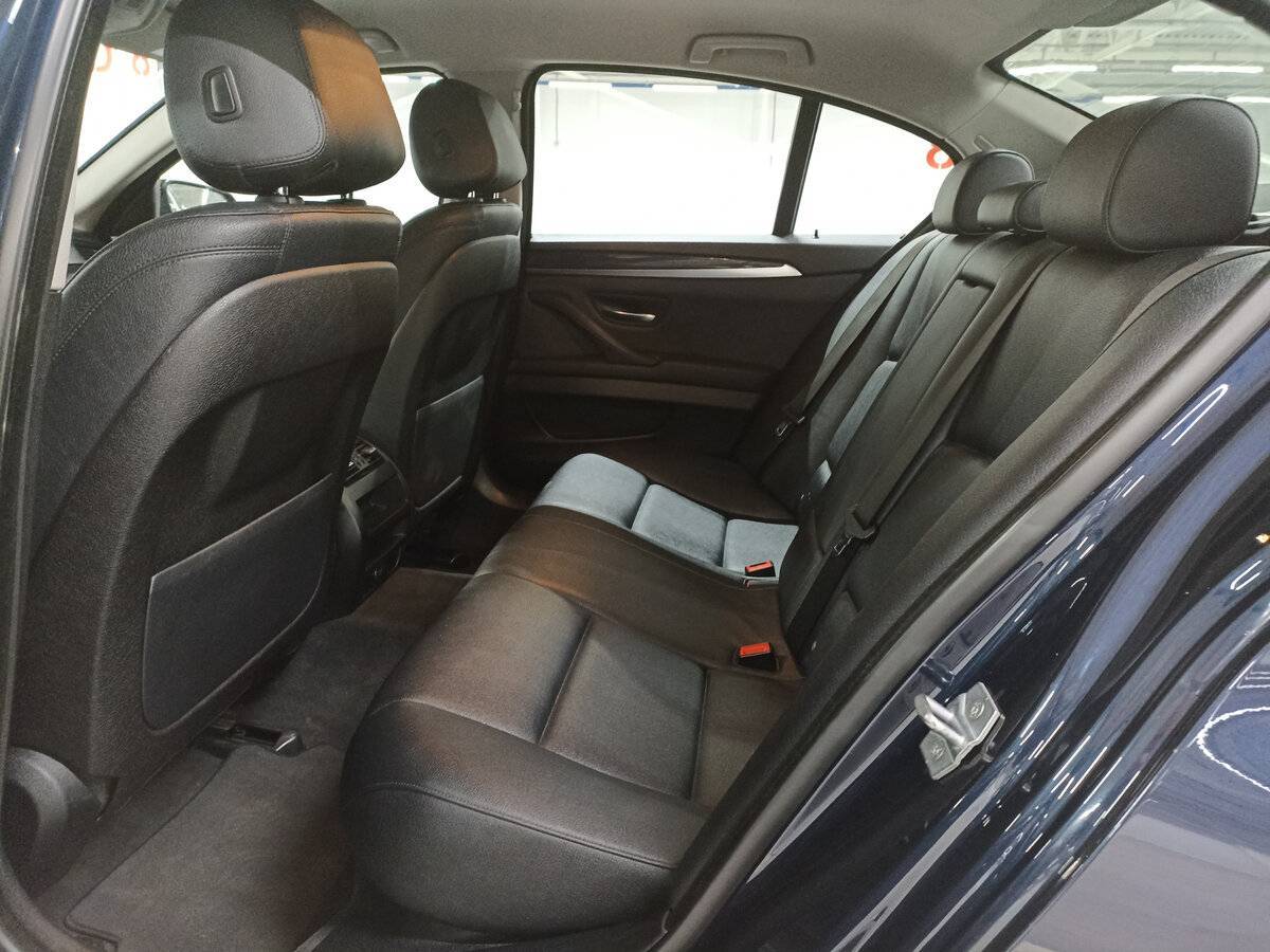 BMW 5 серии с пробегом — 2015 год. Фото: #11