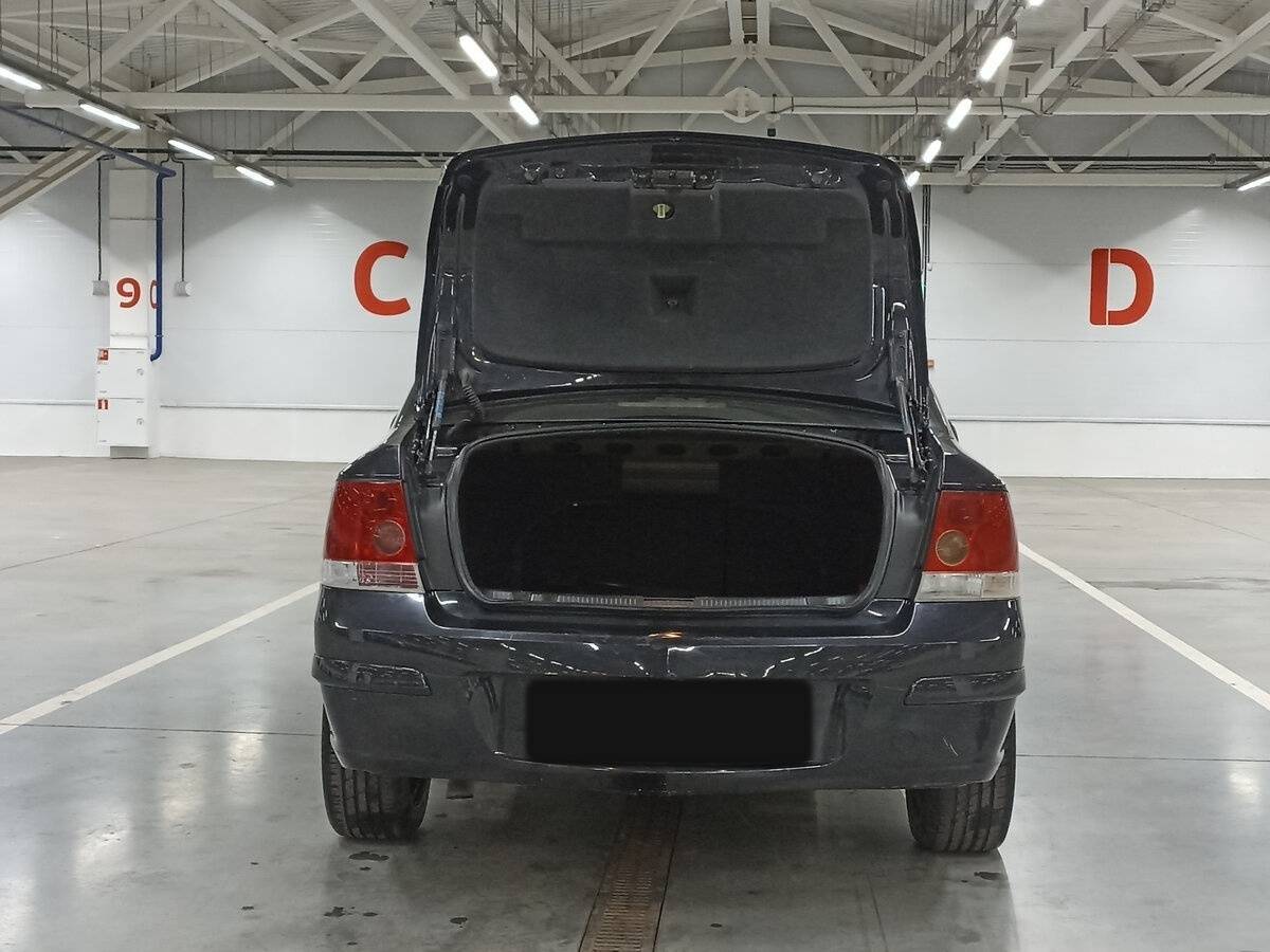 Opel Astra с пробегом — 2011 год. Фото: #9