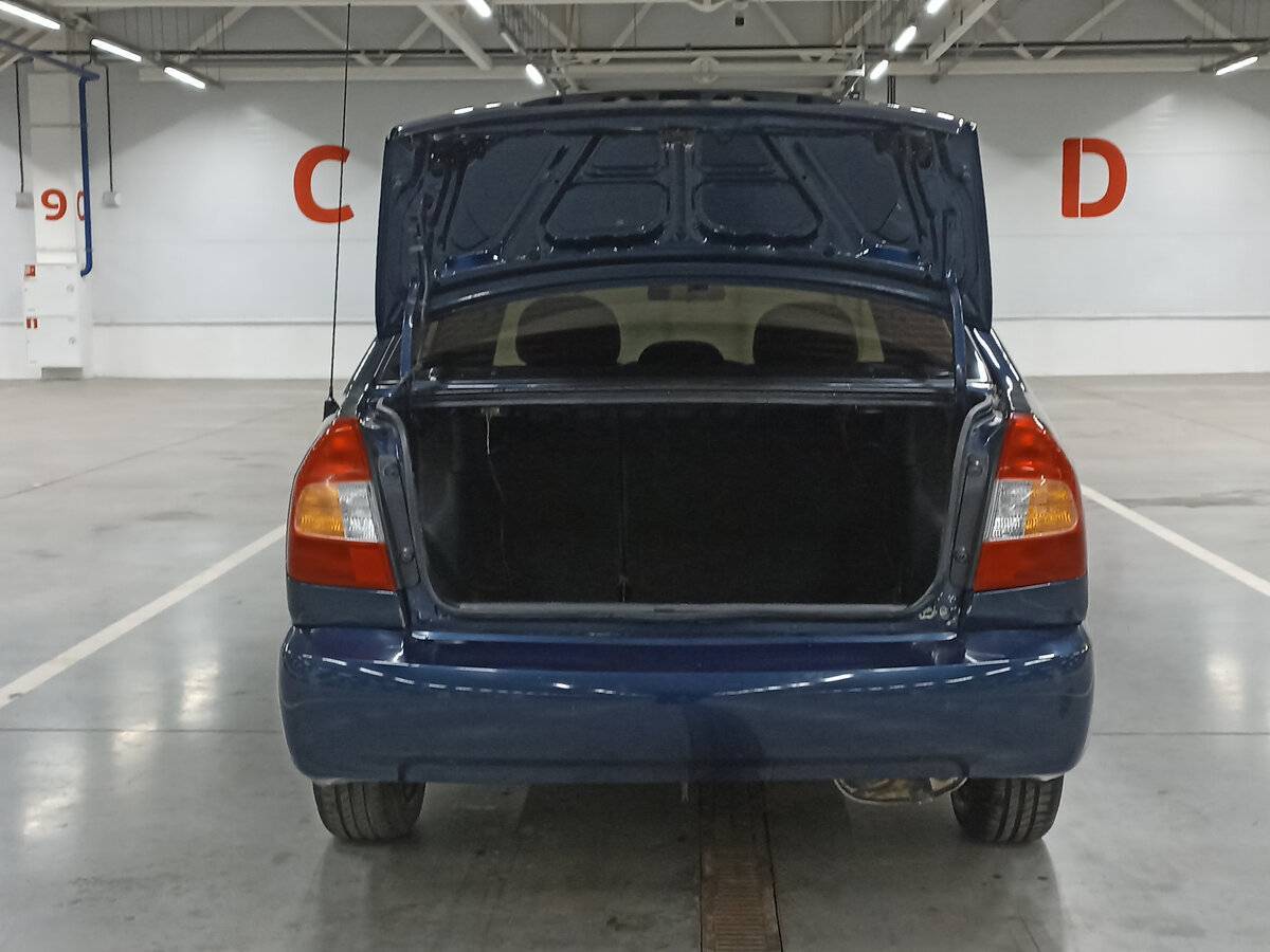 Hyundai Accent с пробегом — 2008 год. Фото: #9