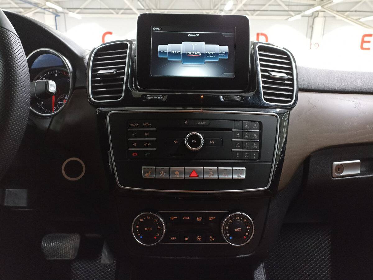 Mercedes-Benz GLE с пробегом — 2018 год. Фото: #14