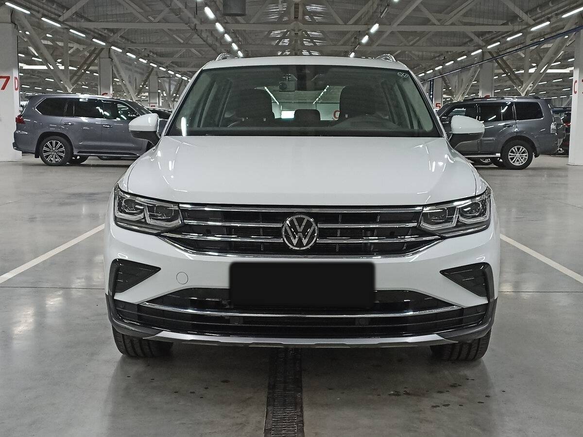 Volkswagen Tiguan с пробегом — 2022 год. Фото: #1