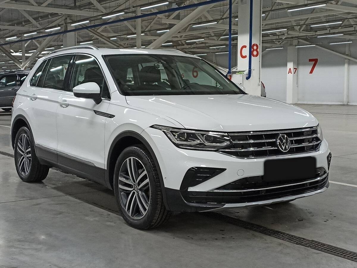 Volkswagen Tiguan с пробегом — 2022 год. Фото: #2
