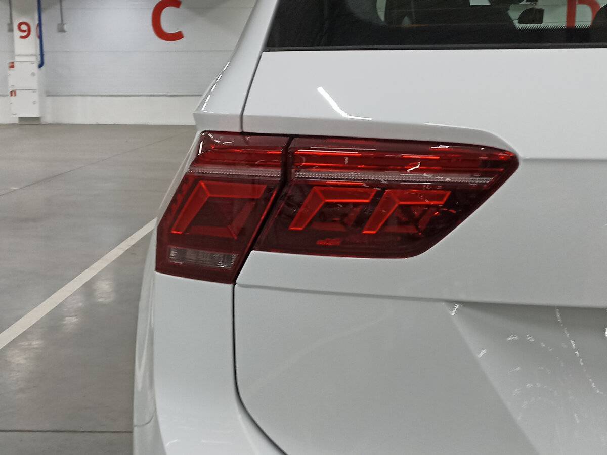 Volkswagen Tiguan с пробегом — 2022 год. Фото: #8