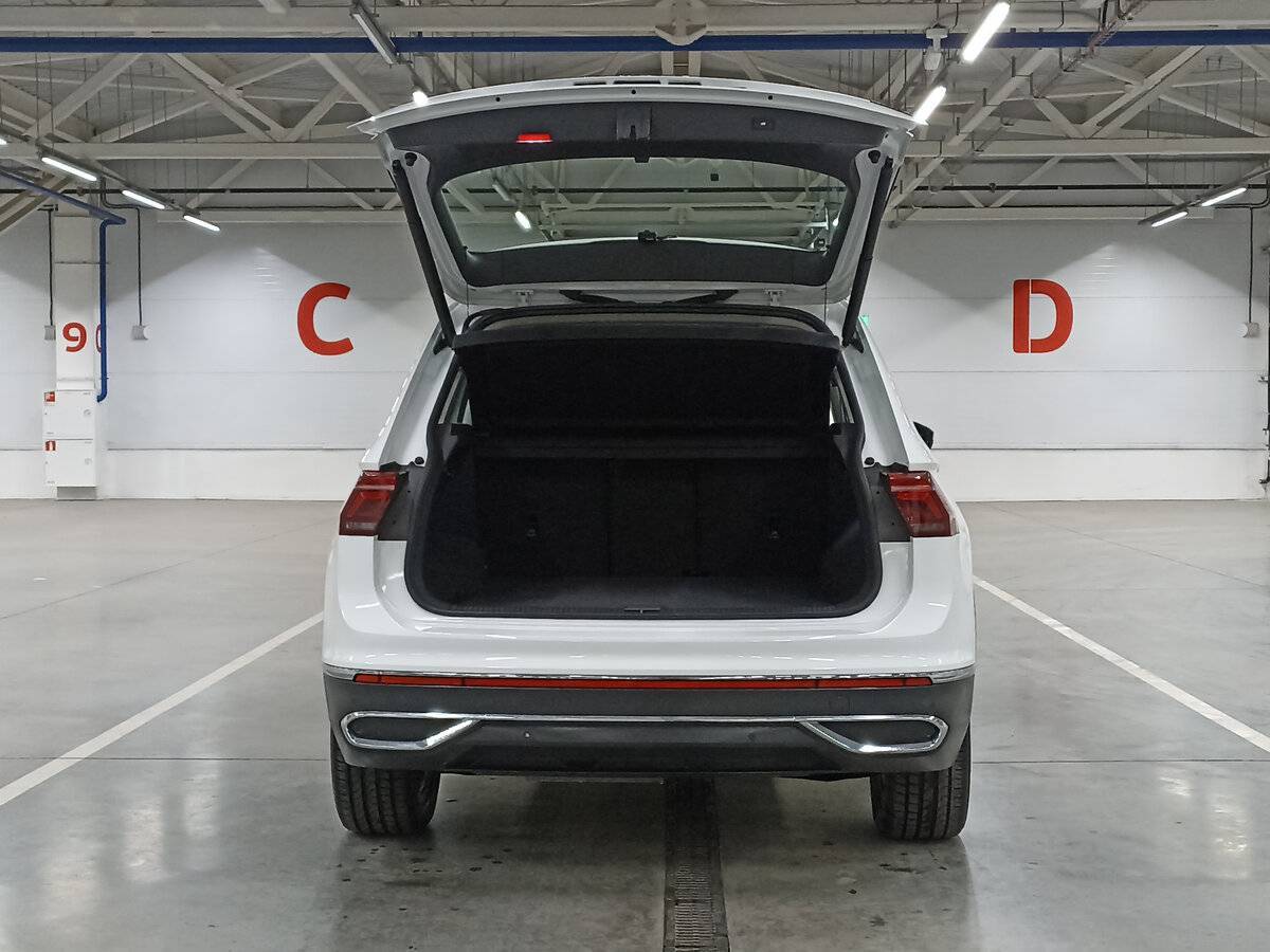 Volkswagen Tiguan с пробегом — 2022 год. Фото: #9