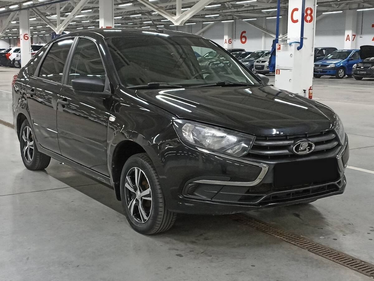 Lada (ВАЗ) Granta с пробегом — 2018 год. Фото: #2