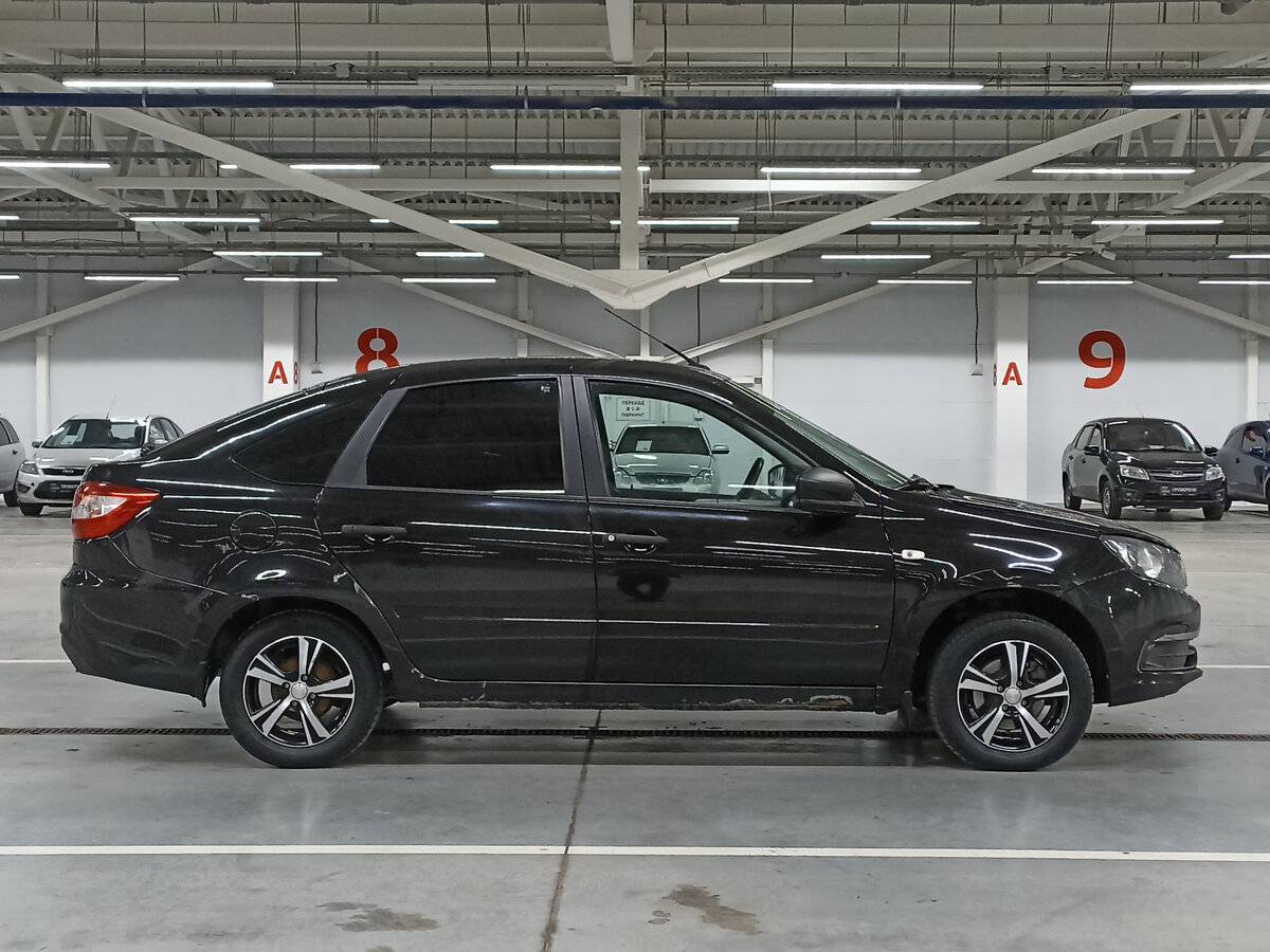 Lada (ВАЗ) Granta с пробегом — 2018 год. Фото: #3