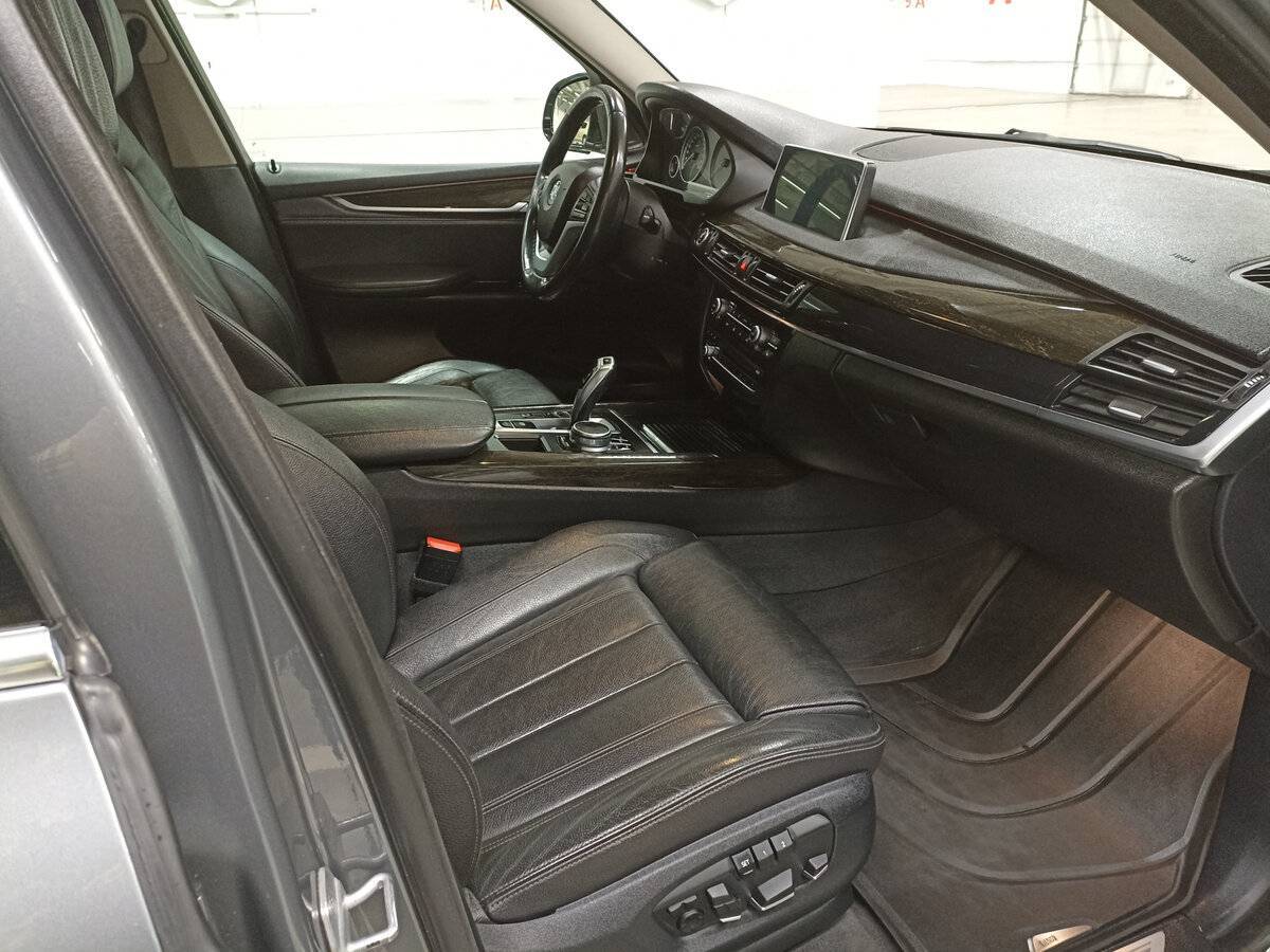 BMW X5 с пробегом — 2017 год. Фото: #10