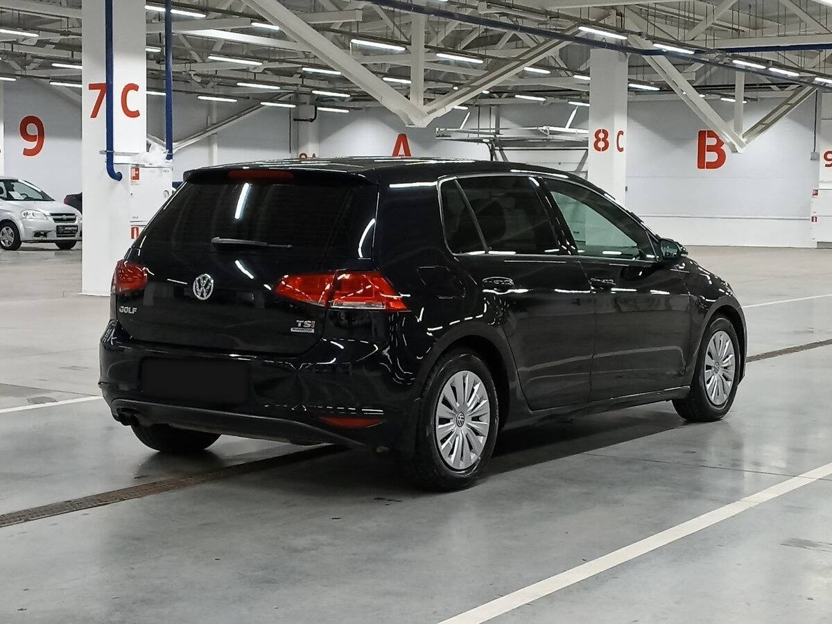 Volkswagen Golf с пробегом — 2013 год. Фото: #4