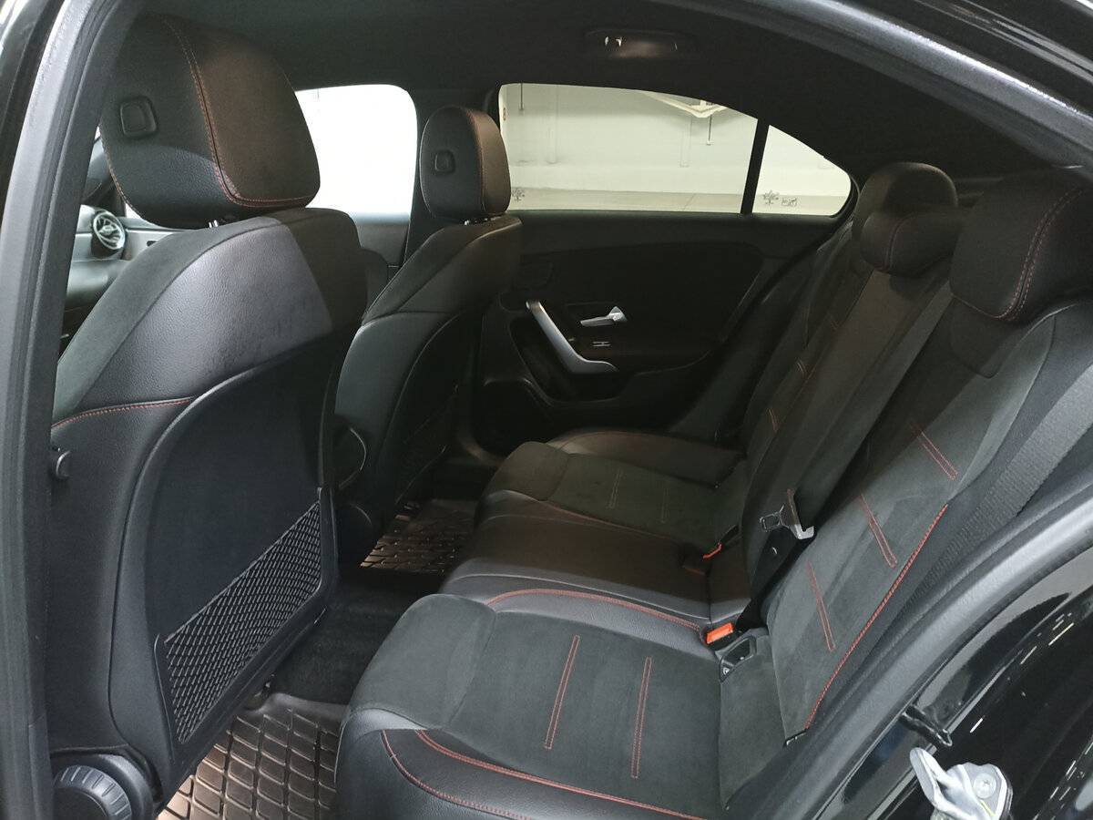 Mercedes-Benz A-Класс с пробегом — 2018 год. Фото: #11