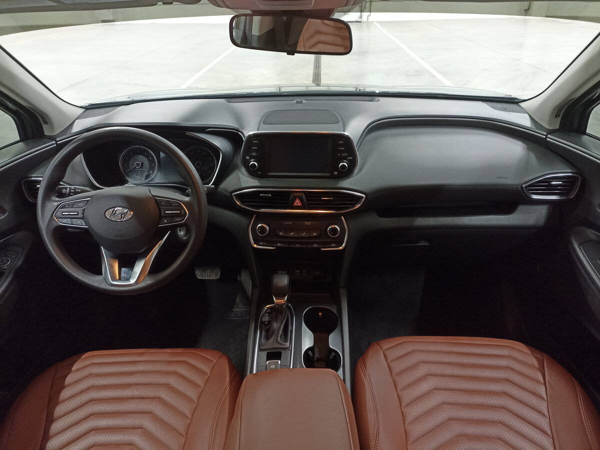 Hyundai Santa Fe с пробегом — 2020 год. Фото: #13