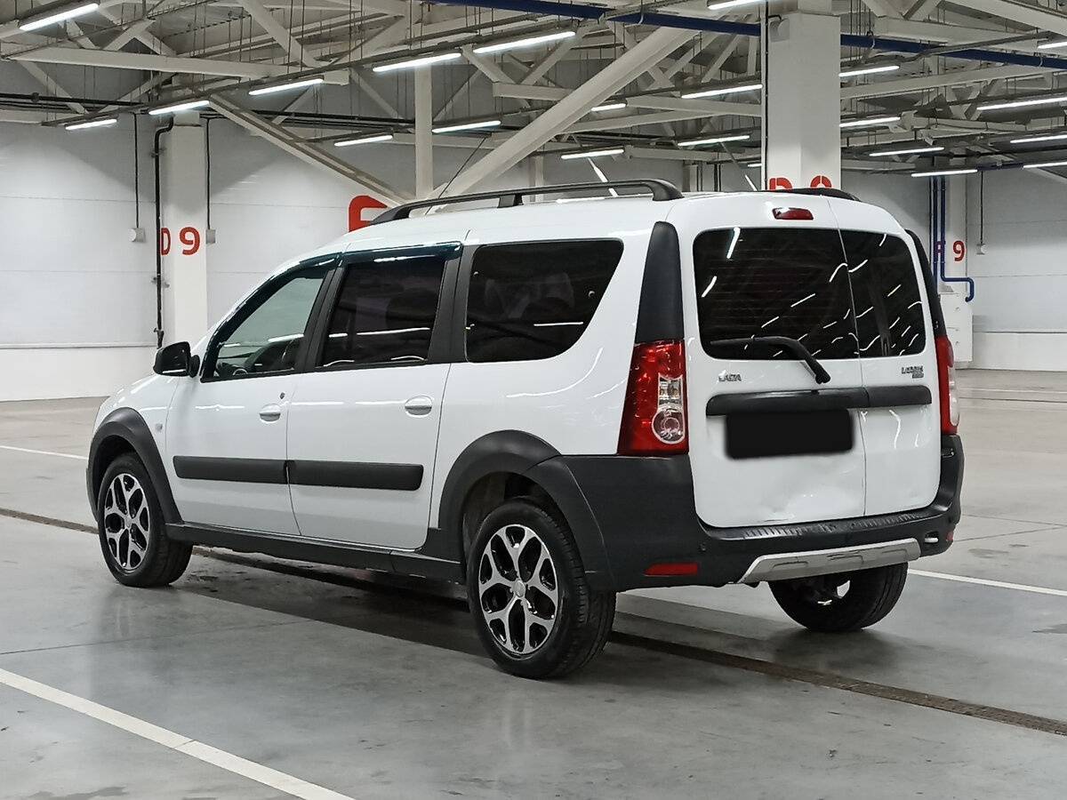 Lada (ВАЗ) Largus с пробегом — 2017 год. Фото: #6