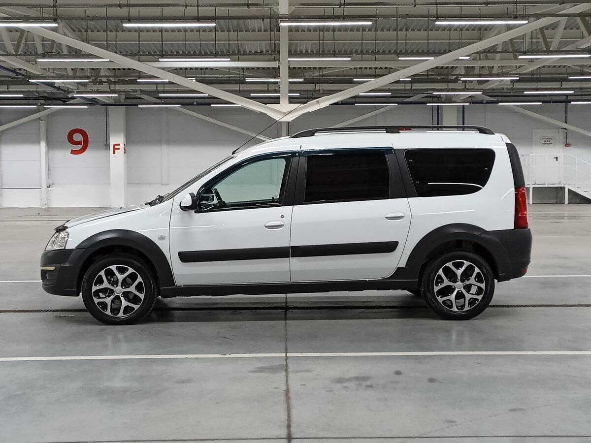 Lada (ВАЗ) Largus с пробегом — 2017 год. Фото: #7