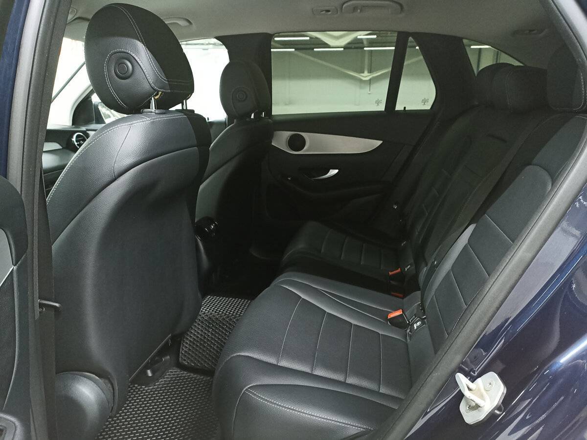 Mercedes-Benz GLC с пробегом — 2015 год. Фото: #11