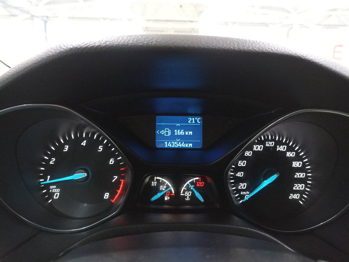 Ford Focus с пробегом — 2013 год. Фото: #12