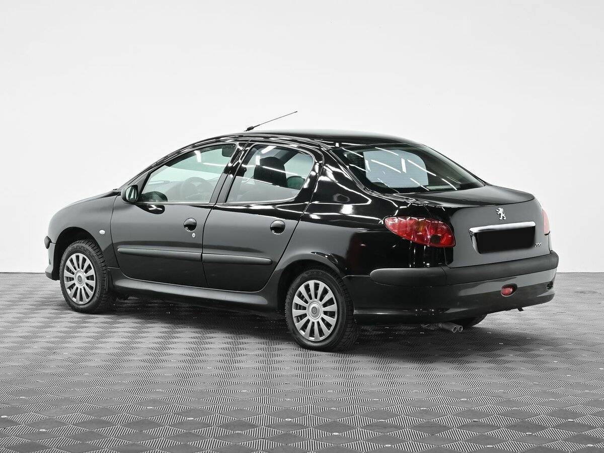 Peugeot 206 с пробегом — 2009 год. Фото: #2