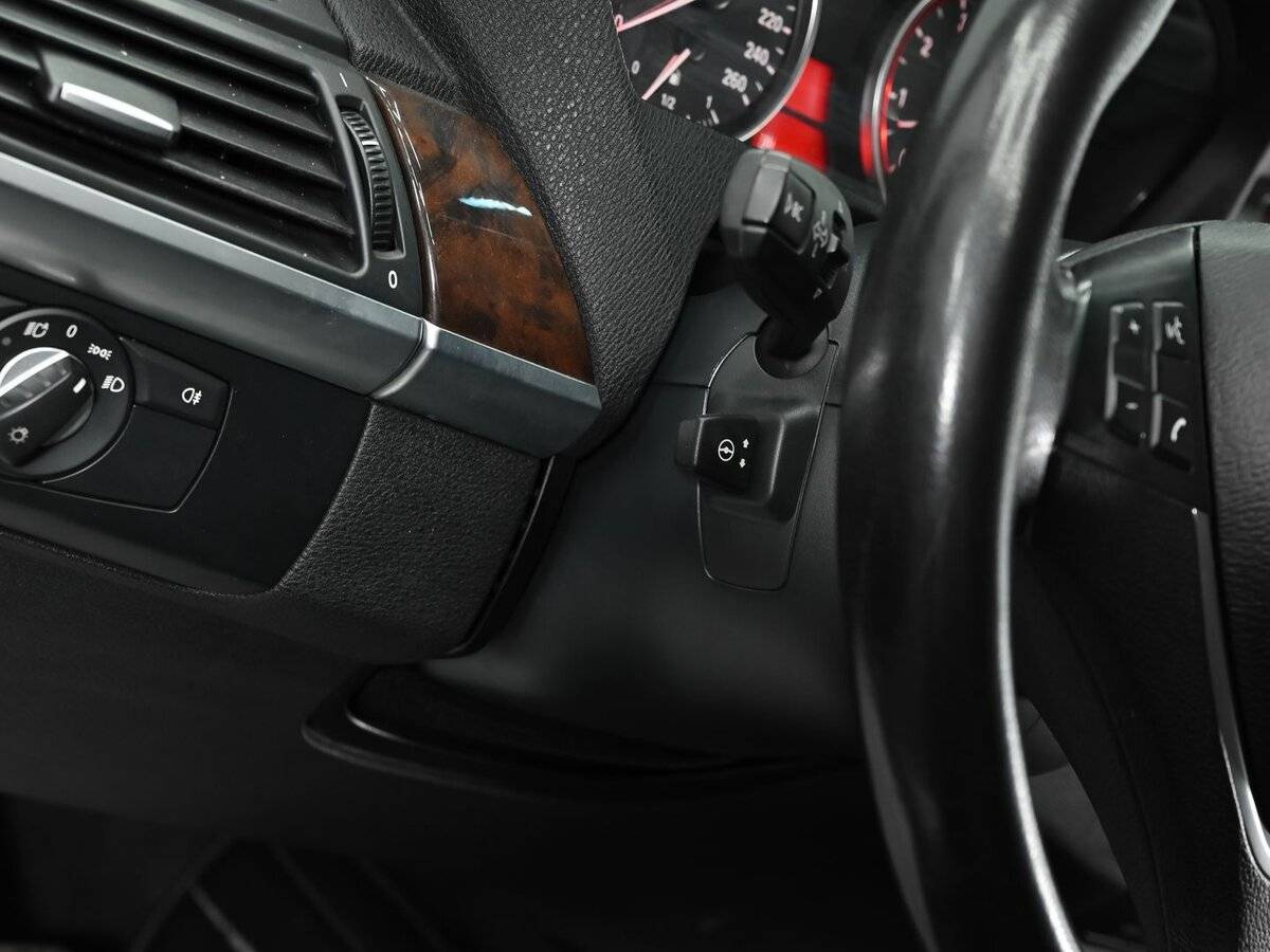 BMW X5 с пробегом — 2009 год. Фото: #9