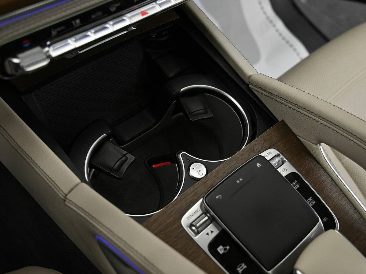 Mercedes-Benz GLE с пробегом — 2020 год. Фото: #15